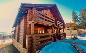 Trinity Log Cabin Wellness Resort